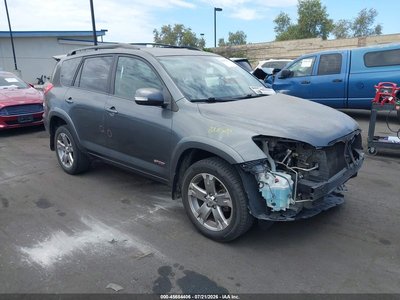 JTMWF4DV6B5****** 2011 Toyota RAV4