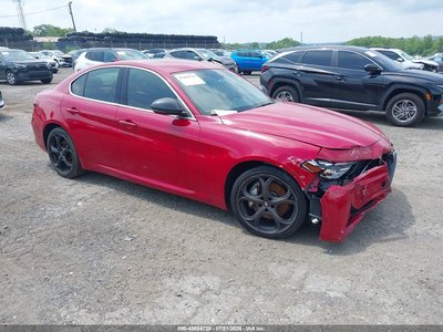 ZARFAEEN0H7****** 2017 Alfa Romeo Giulia