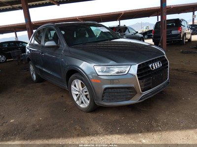 WA1BCCFSXJR****** 2018 Audi Q3