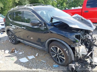 JN8AT2MT7JW****** 2018 Nissan Rogue