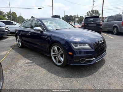 WAUW2AFC9DN****** 2013 Audi S7