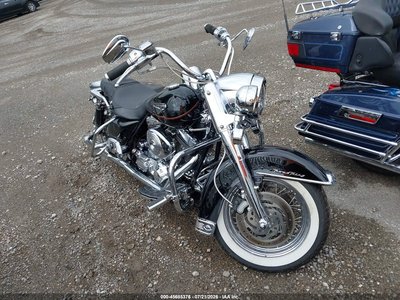 1HD1FRW11YY****** 2000 Harley-Davidson Road King Classic