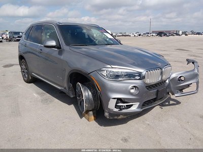 5UXKR6C56J0****** 2018 BMW X5