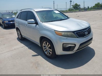 5XYKW4A27CG****** 2012 Kia Sorento