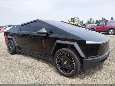7G2CEHEDXSA****** 2025 Tesla Cybertruck