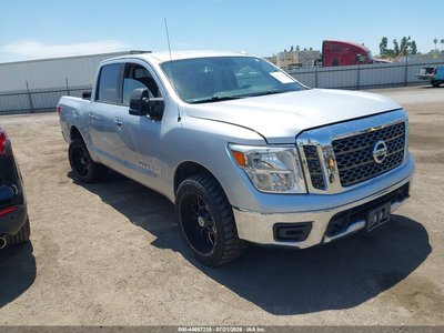 1N6AA1EJXJN****** 2018 Nissan Titan