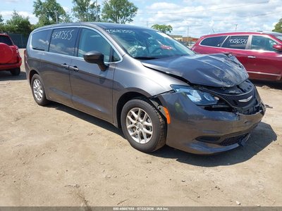 2C4RC1CG4PR****** 2023 Chrysler Voyager