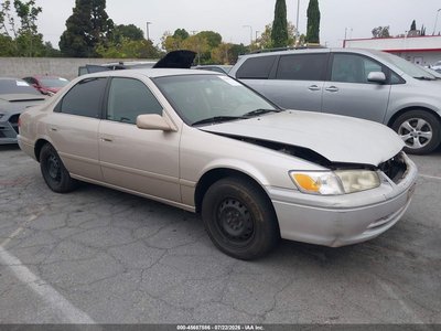 2000 Toyota Camry