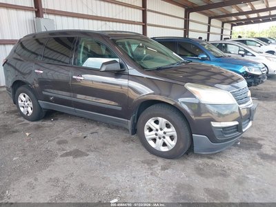 1GNKRFED1HJ****** 2017 Chevrolet Traverse