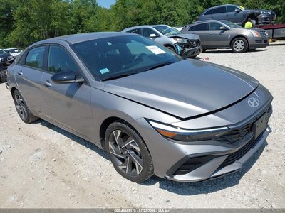 KMHLM4DG5SU****** 2025 Hyundai Elantra