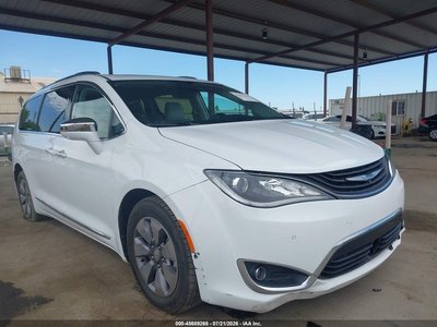 2018 Chrysler Pacifica Hybrid