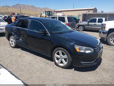 1VWAT7A39EC****** 2014 Volkswagen Passat