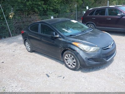 5NPDH4AE8CH****** 2012 Hyundai Elantra