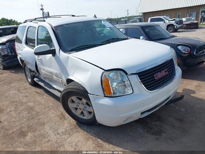 1GKS2CE08BR****** 2011 GMC Yukon