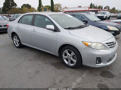 5YFBU4EE8DP****** 2013 Toyota Corolla