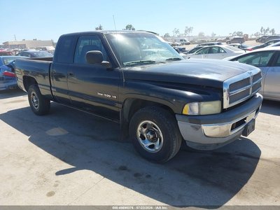 1B7HC13Y61J****** 2001 Dodge Ram 1500