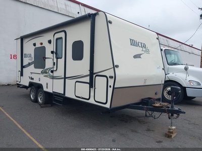 4X4TFLY22GD****** 2016 Flagstaff Micro Lite Series 23