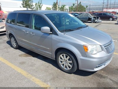 2C4RC1BG9GR****** 2016 Chrysler Town & Country