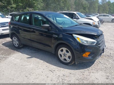 1FMCU0F77HU****** 2017 Ford Escape