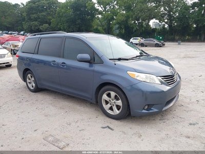 2014 Toyota Sienna
