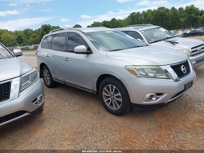 2014 Nissan Pathfinder