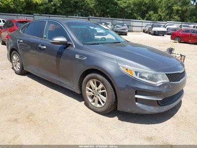 5XXGT4L3XHG****** 2017 Kia Optima