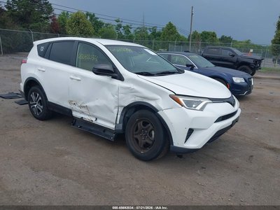 JTMBFREV3JJ****** 2018 Toyota RAV4
