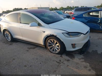 5YJXCDE24JF****** 2018 Tesla Model X