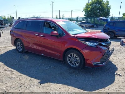 5TDYRKECXMS****** 2021 Toyota Sienna