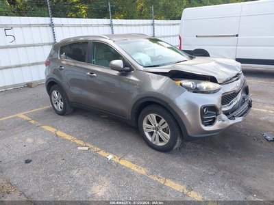 KNDPMCAC7J7****** 2018 Kia Sportage