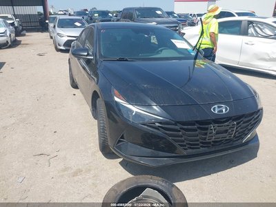 KMHLM4AJ3PU****** 2023 Hyundai Elantra Hybrid