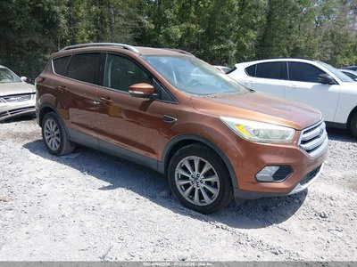 1FMCU0JD8HU****** 2017 Ford Escape