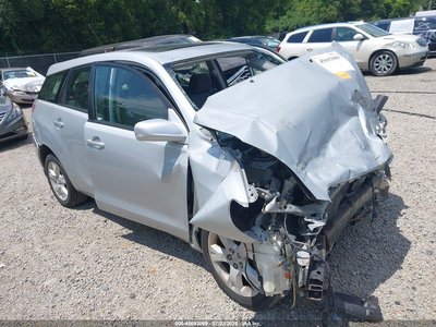 2T1KR32E95C****** 2005 Toyota Matrix
