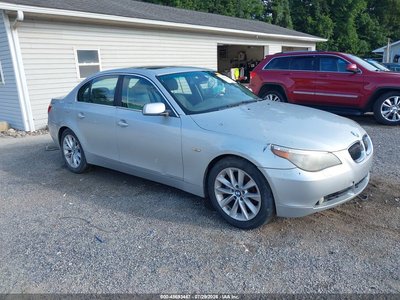 WBANF33506C****** 2006 BMW 525xi
