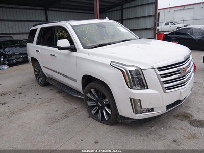 1GYS4DKJ2GR****** 2016 Cadillac Escalade