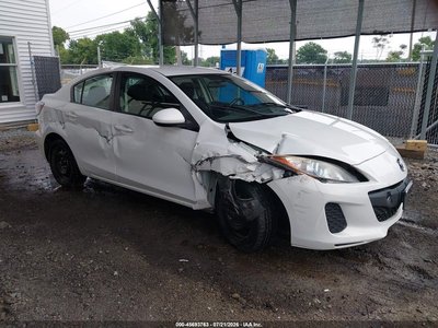 JM1BL1UP5D1****** 2013 Mazda 3