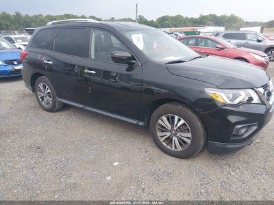 5N1DR2MM8HC****** 2017 Nissan Pathfinder
