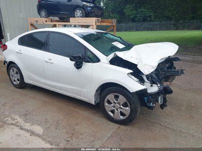 3KPFK4A7XJE****** 2018 Kia Forte