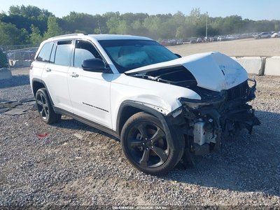1C4RJHAG8RC****** 2024 Jeep Grand Cherokee