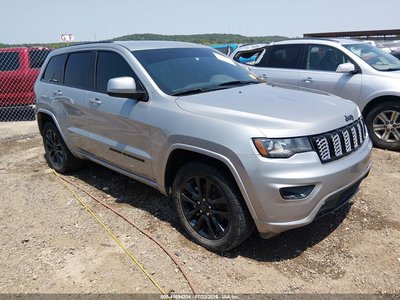 1C4RJFAG7JC****** 2018 Jeep Grand Cherokee