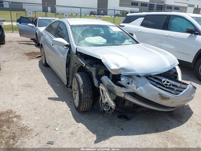 5NPEC4AC9BH****** 2011 Hyundai Sonata