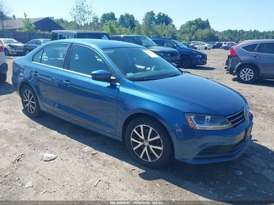 3VW2B7AJ5HM****** 2017 Volkswagen Jetta