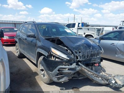 1C4PJMBS2GW****** 2016 Jeep Cherokee