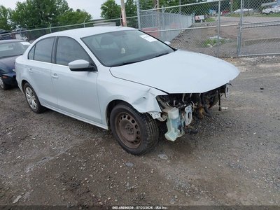 3VW2B7AJ1HM****** 2017 Volkswagen Jetta