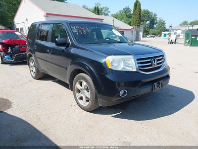 5FNYF4H4XFB****** 2015 Honda Pilot