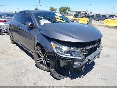 1HGCR2F56HA****** 2017 Honda Accord