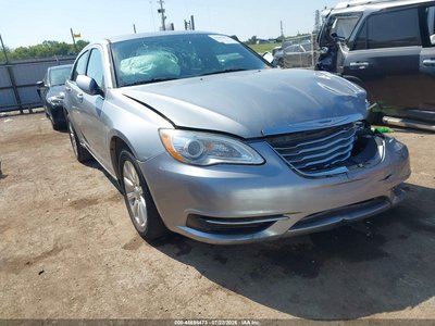 1C3CCBBB7DN****** 2013 Chrysler 200