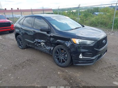 2021 Ford Edge