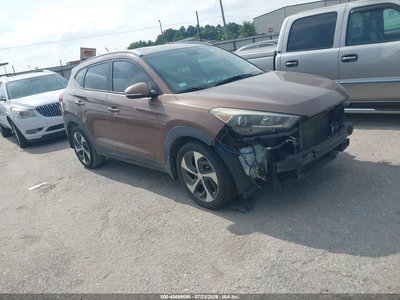 KM8J33A28GU****** 2016 Hyundai Tucson