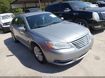 2013 Chrysler 200
